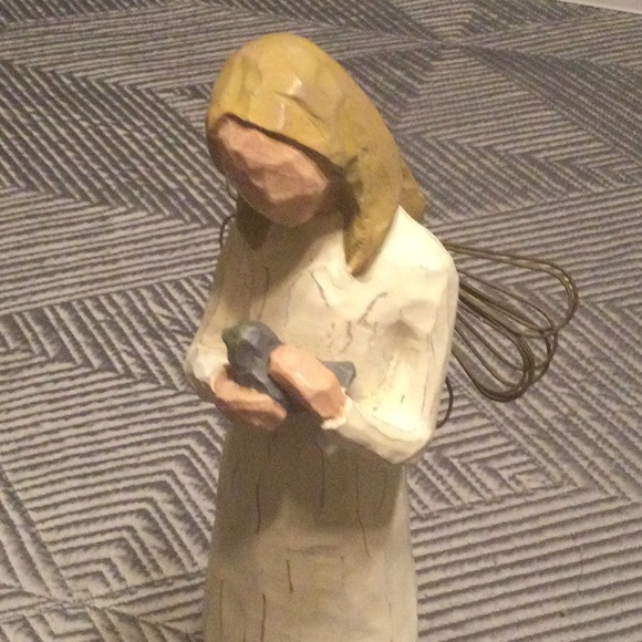 Willow Tree 8.5” Angel of Peace - Picture 3 of 6